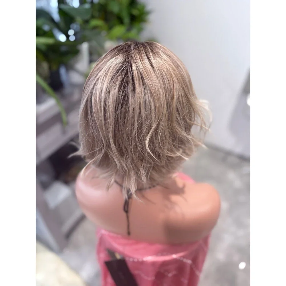 Belle tress “Miami” wig in color Milk Shake Blond New